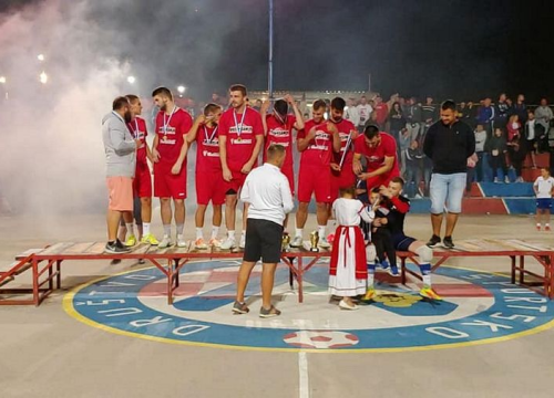 Fotografija 8 - Josip fasade West Ham Ražine pobjednik je malonogometnog turnira ‘Vukšić kup 2021.’