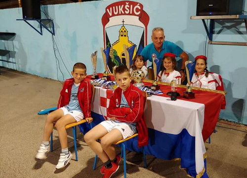 Fotografija 20 - Josip fasade West Ham Ražine pobjednik je malonogometnog turnira ‘Vukšić kup 2021.’