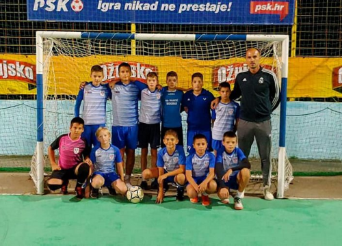Fotografija 27 - Josip fasade West Ham Ražine pobjednik je malonogometnog turnira ‘Vukšić kup 2021.’