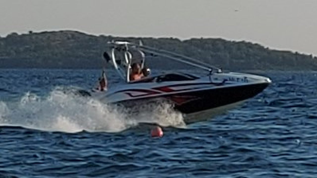 Glisiranje blizu obale na Brodarici je svakodnevna pojava: ‘Kad netko izgubi glavu bit će kasno’