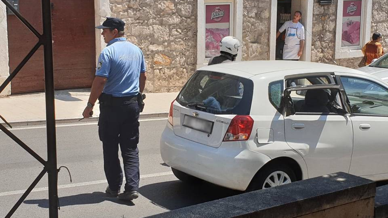 Kolone auta kroz centar grada su ubitačne, samo je još prometna nesreća nedostajala