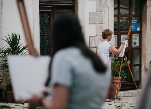 Fotografija 11 - Mala loža na tri dana postaje kulisa stranih i domaćih slikara