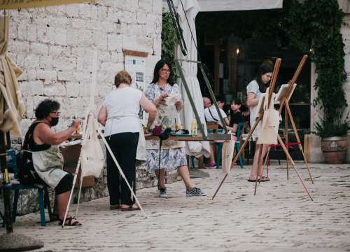 Fotografija 16 - Mala loža na tri dana postaje kulisa stranih i domaćih slikara