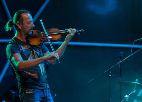 Marko Ramljak s bendom vrhunskih glazbenika na tvrđavi Barone