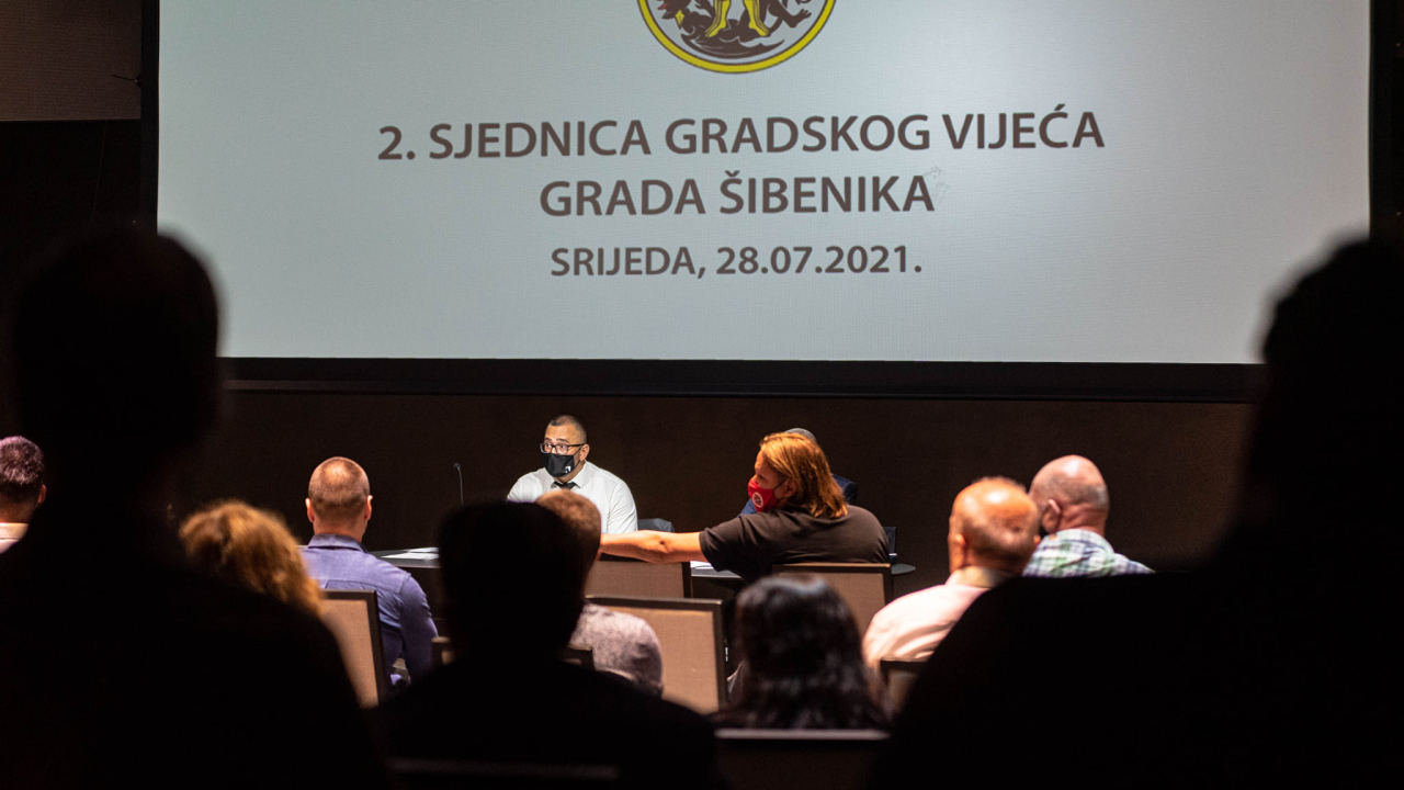 Pročitajte što su sve danas usvojili šibenski gradski vijećnici i pogledajte fotogaleriju s druge sjednice