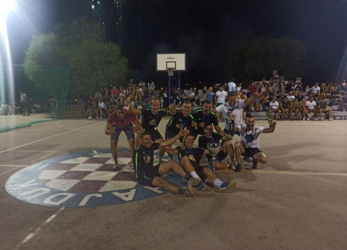 Fotografija 4 - Ekipa Vrtnog Centra Dubrava pobjednik Biličkog "GRAND SLAM-a" na male branke