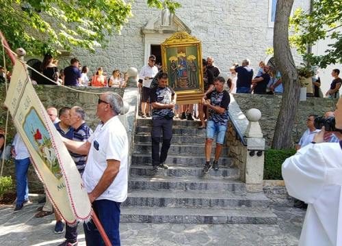 Fotografija 20 - Misom na Visovcu vjernici proslavili blagdan Gospe od Anđela