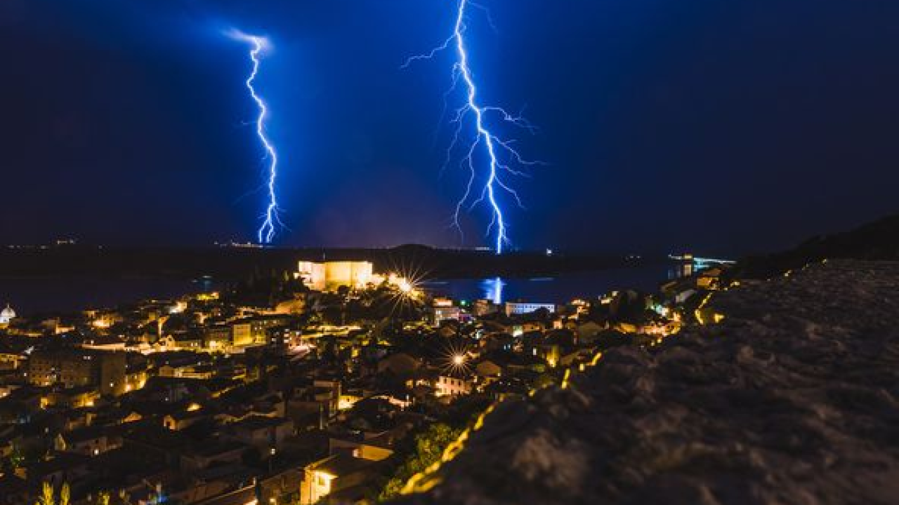 DHMZ izdao priopćenje zbog nadolazećeg nevremena: 'Moguća tuča, na Jadranu i pijavice'
