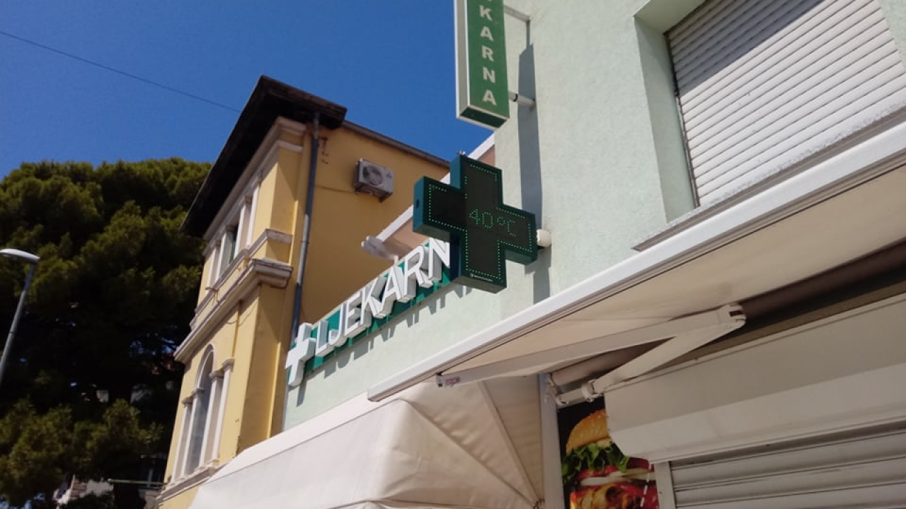 Termometar na Vanjskom pokazuje 40 stupnjeva: Sutra će biti još gore, crveni alarm upaljen za cijelu obalu