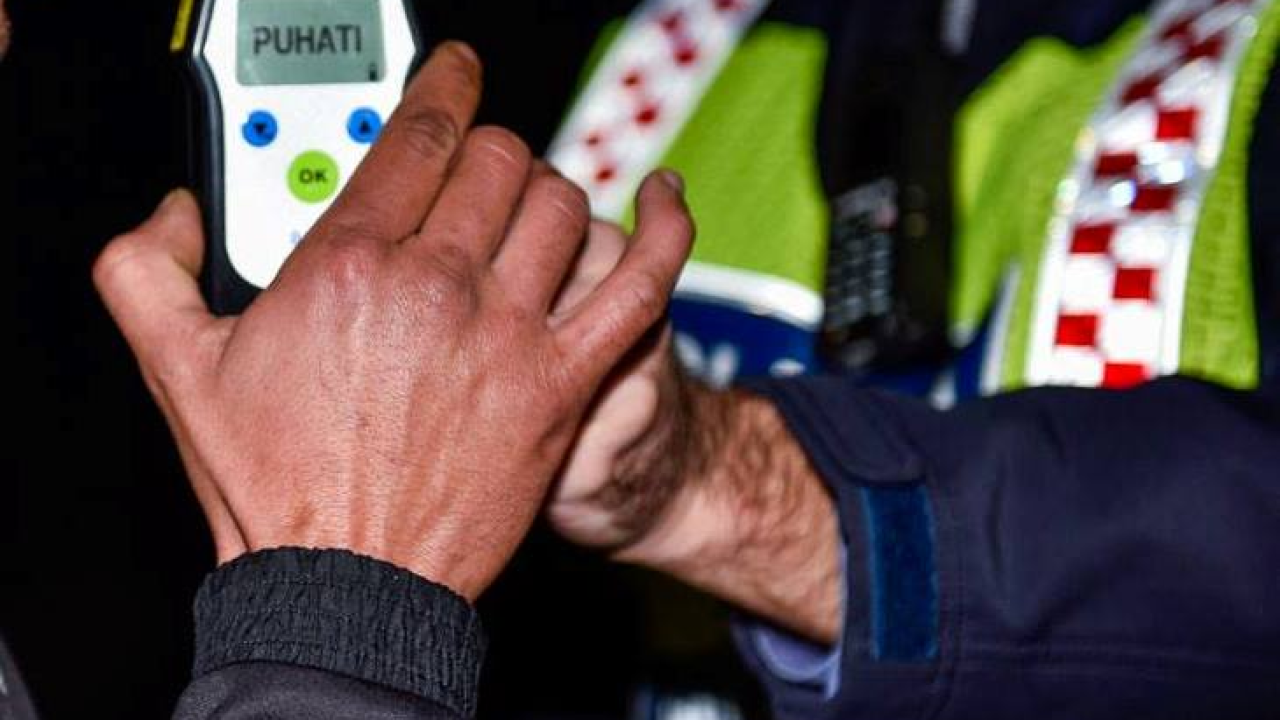 Mrtav pijan vozio po autocesti: Napuhao 4,65 promila, vozačka mu već ranije oduzeta