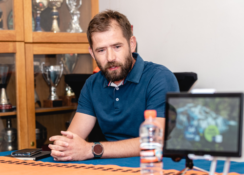 Fotografija 2 - 'Kralj Indije' predstavljen na Šubićevcu: 'Dat ću sve od sebe za klub i grad'