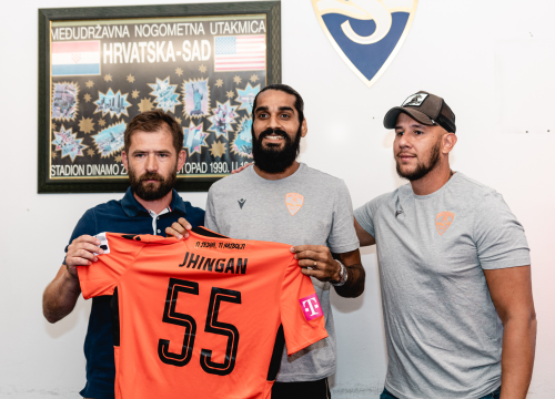 Fotografija 5 - 'Kralj Indije' predstavljen na Šubićevcu: 'Dat ću sve od sebe za klub i grad'