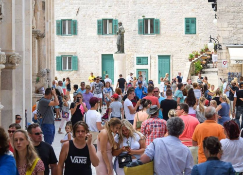 Ako vam dijete nestane na javnom mjestu, nemojte ga samo zvati, evo što treba raditi