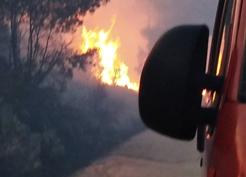Fotografija 7 - Pogledajte kako je izgledala borba s velikim požarom između Jadrtovca i Žaborića