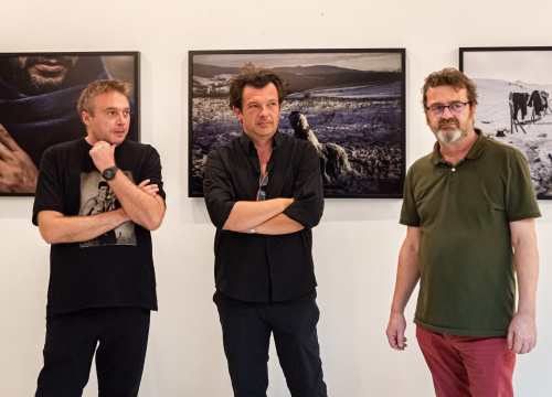 Izložbom fotografija  'On the move' počeo je 9. Fališ: 'Jedna borba, još jedno mjesto'