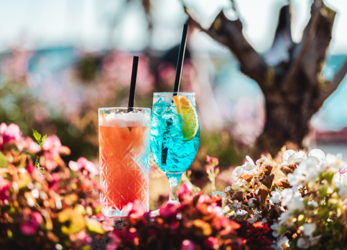 Fotografija 5 - Terasa hotela Jadran ovog ljeta ‘vraćena’ Šibenčanima, a svirke uživo nastavljaju i nakon sezone!