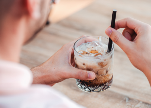 Fotografija 12 - Terasa hotela Jadran ovog ljeta ‘vraćena’ Šibenčanima, a svirke uživo nastavljaju i nakon sezone!