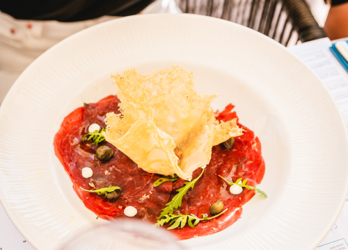 Fotografija 22 - Terasa hotela Jadran ovog ljeta ‘vraćena’ Šibenčanima, a svirke uživo nastavljaju i nakon sezone!