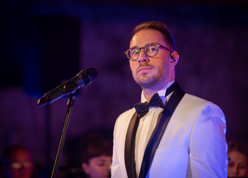 Fotografija 10 - Šibenska narodna glazba i 4 tenora raspjevali publiku za kraj sezone