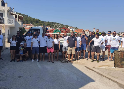 U Tisnom u nedjelju održana akcija čišćenja: Krajem mjeseca na red dolazi šibenska riva