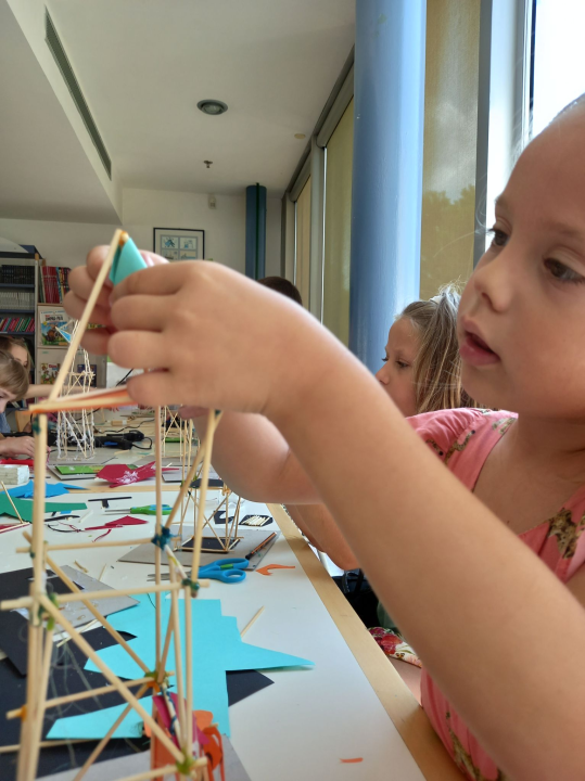 Upišite svoje dijete u školu Arkki i priuštite im najinovativniji program edukacije u Europi!