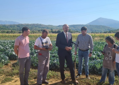 Fotografija 15 - Župan Marko Jelić obišao poljoprivrednike u Biskupiji, Erveniku i Kistanjama