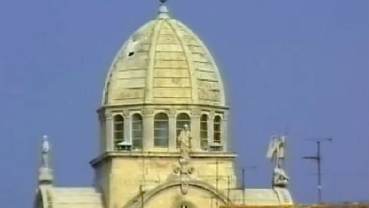 Prije točno 30 godina kupola šibenske katedrale pogođena je granatama