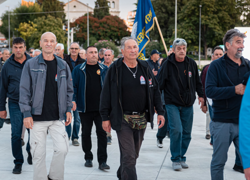 Fotografija 7 - Fotogalerija mimohoda branitelja šibenskim ulicama do tvrđave sv. Mihovila