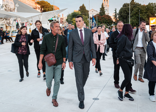 Fotografija 9 - Fotogalerija mimohoda branitelja šibenskim ulicama do tvrđave sv. Mihovila