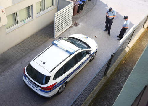 Otac koji je ubio troje djece sad je stabilno, policajci koji su ih pronašli dobit će stručnu pomoć