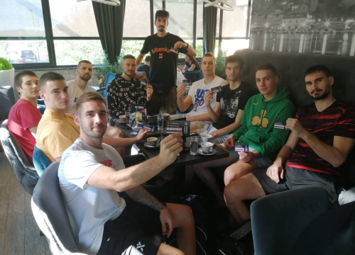 Narančasti podržali humanitarnu akciju za šestogodišnju Kiaru: ‘Dođite na Baldekin, kupite ulaznicu i tako joj pomozite'