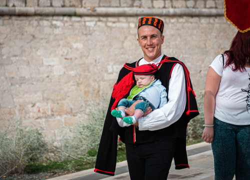 Fotografija 16 - Tradicionalnom procesijom i misom Šibenčani proslavili Dan grada: Donosimo fotogaleriju