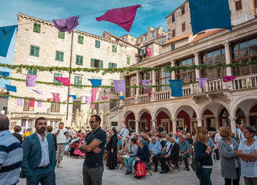Fotografija 21 - Tradicionalnom procesijom i misom Šibenčani proslavili Dan grada: Donosimo fotogaleriju