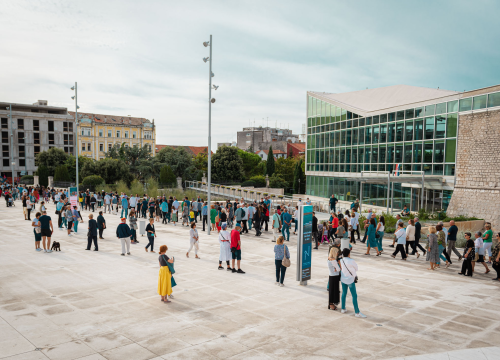 Fotografija 22 - Tradicionalnom procesijom i misom Šibenčani proslavili Dan grada: Donosimo fotogaleriju