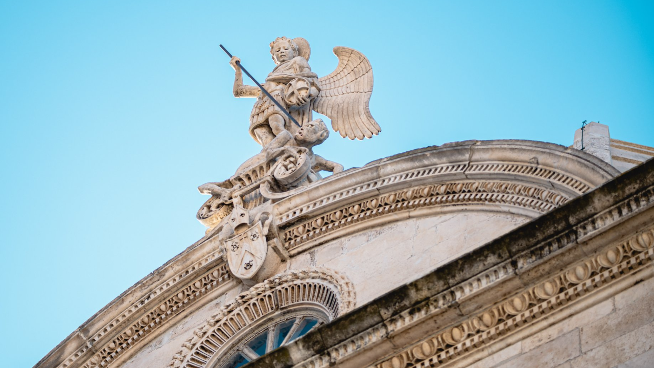 Dan grada: Prvo budnica pa misa, popodne otkrivanje Viline skulpture i projekcija filma u Arsenu. Na tvrđave besplatno cijeli dan