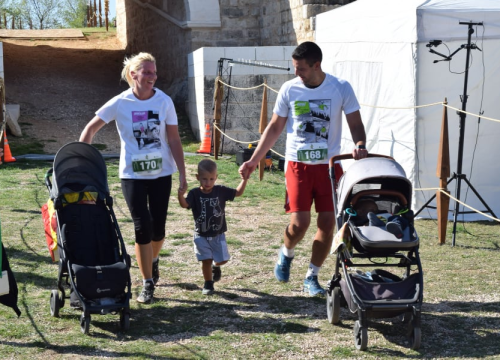 Fotografija 2 - Novinarka ŠibenikIN-a druga u ženskoj konkurenciji na fun run utrci u sklopu Krkinog polumaratona