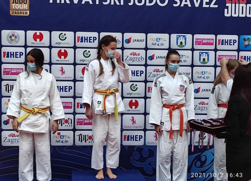 Uspjeh članice Judo kluba Šibenik: Luca Lokas zlatna u kategoriji do 52 kilograma!