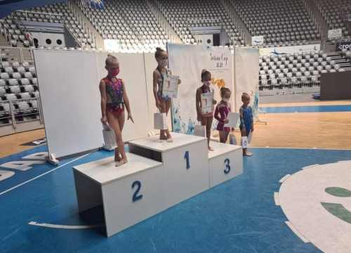Fotografija 3 - Gimnastičarke 'Šibenik-Dalmacije' uspješne u Zadru na Sirena cupu: Raci prva, Mileta druga, Bujas treća