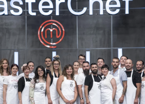 Ovo je 19 kandidata koji ulaze u MasterChef vilu i borbu za prestižnu titulu!