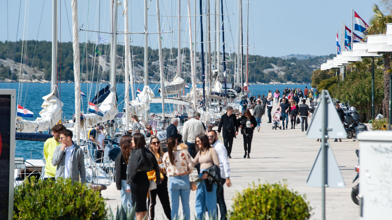 Nedjelja topla i sunčana, u novom tjednu čekaju nas skoro pa proljetne temperature