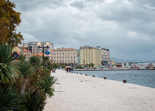 Vjetar će do kraja dana oslabiti, ali kišni oblaci se neće tako skoro razići: Evo što nas čeka za vikend