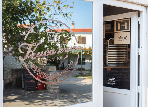 Fotografija 8 - Zbog focaccie i heljdinog kruha s orasima vrijedi potegnuti do betinske Kuće kruva: 'Brašno, voda i sol su sve što mi treba'