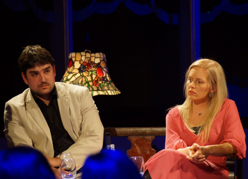 Fotografija 9 - Bajkovita večer u šibenskom kazalištu: Puno Jesenjina, malo Arsena i nešto snijega na kraju