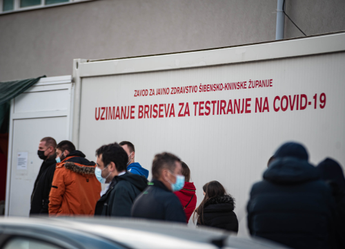 Najgore od početka epidemije: U županiji danas 431 osoba s pozitivnim testom, u šibenskoj bolnici 60 pacijenata