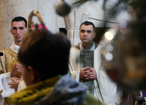 Fotografija 14 - U šibenskoj katedrali svečana misa na blagdan Sveta tri kralja