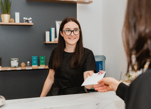 Fotografija 5 - Neka vaše lice zablista uz vrhunske tretmane u Love yourself studiju!