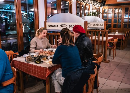 Fotografija 12 - Isprobajte neka od ukusnih alla carte jela konobe Brošćica!