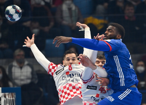 Nekoliko sati prije utakmice sa Srbijom dva hrvatska rukometaša pozitivna na covid