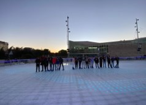 Fotografija 11 - Održana 'Šibenska zimska Olimpijada': Pet ekipa odmjerilo snage na ledu, Jurini Jazavci pobijedili