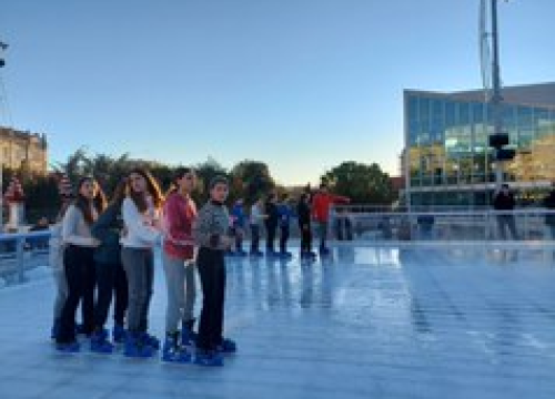 Fotografija 16 - Održana 'Šibenska zimska Olimpijada': Pet ekipa odmjerilo snage na ledu, Jurini Jazavci pobijedili